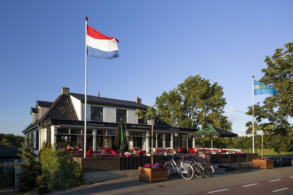 Cafe Brasserie Het Heerenhuis Het Kalf Exterior photo