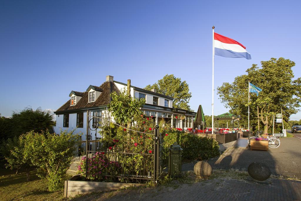 Cafe Brasserie Het Heerenhuis Het Kalf Exterior photo